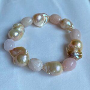 Roz Kwan Baroque Freshwater Pearl & Quartz Bracelet​​​